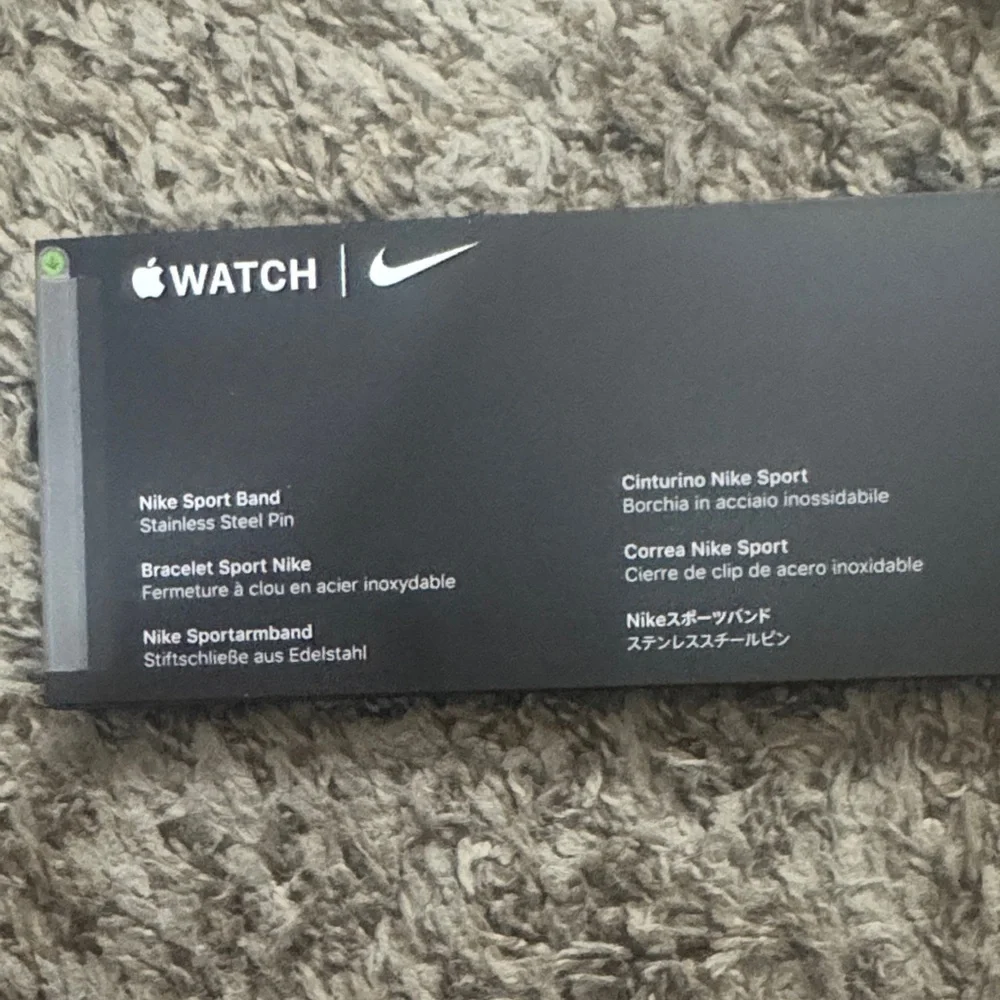 Apple nike sport